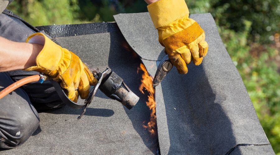 Professional residential roofers in Milan, IN